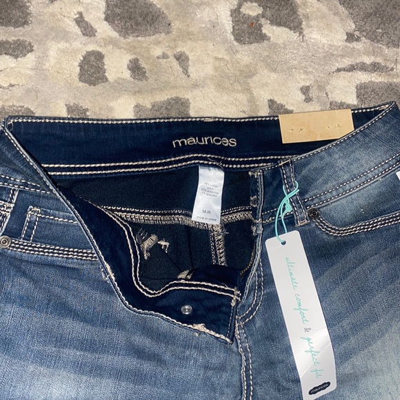 Maurice’s jeans - Picture 2 of 2